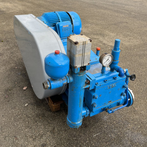 Used high pressure pump P-1313_2